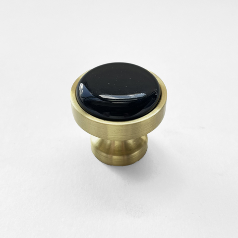 Кнопка Snowdrop c вставкой из черного стекла ( Satin Brass )