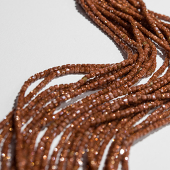 Авантюриновое стекло "Золотистый песок", куб 2,3мм, микроогранка