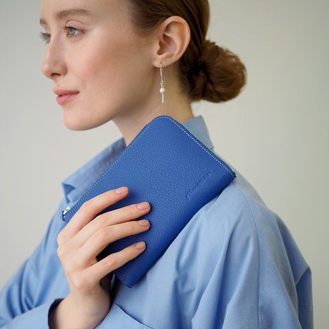 Кошелек кожаный, теленок цвета синий королевский