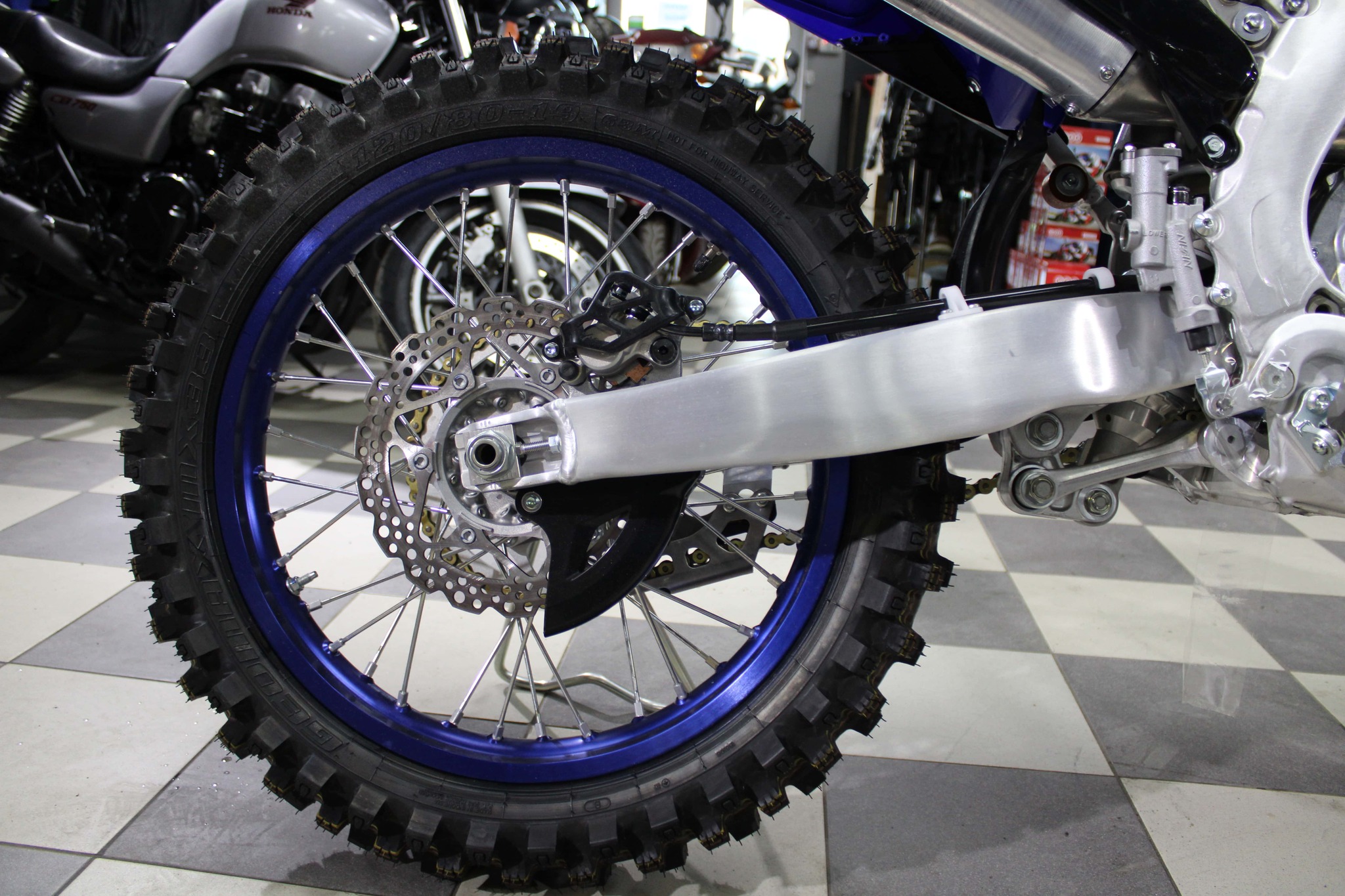 Yz6mf63 top