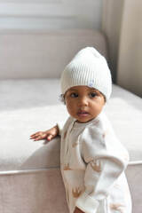 Шапочка вязаная без отворота (экрю)