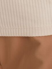 Джемпер из трикотажа в широкий рубчик  D49.107 (124203)