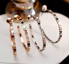 54234 - Серьги-конго BEe CHAUMET lux качество VGOLD
