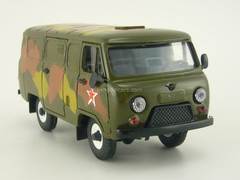UAZ-3741 Military camouflage light summer 1:43 Agat Mossar Tantal