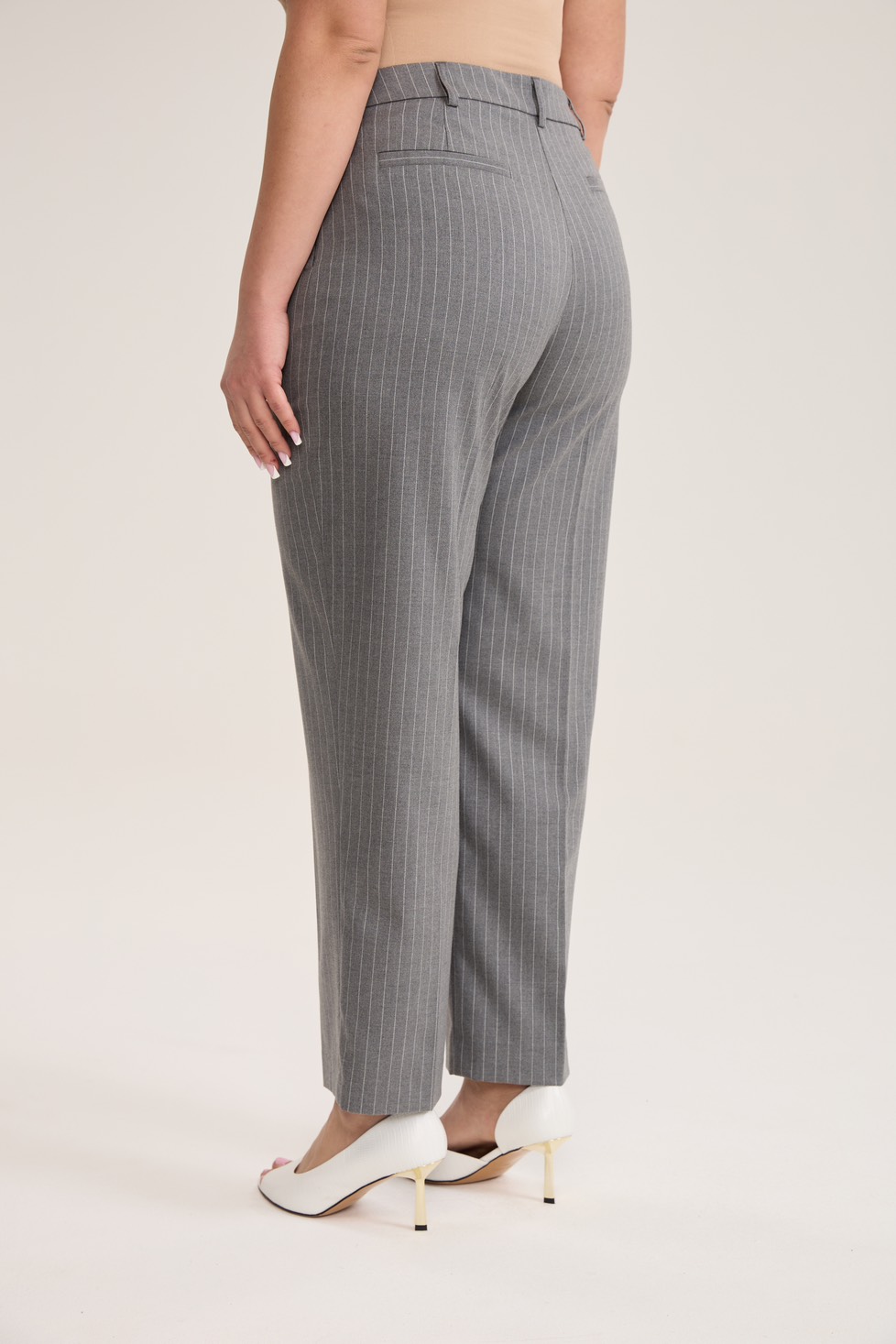 Брюки классические в полоску, серый