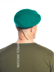 Фетровый зеленый берет пограничника - Магазин тельняшек.руБерет зеленый бесшовный в Магазине тельняшек