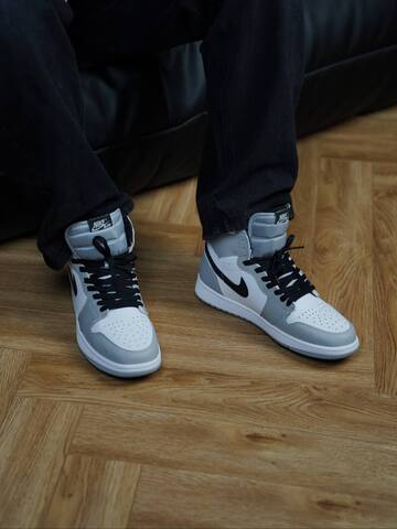 Nike Air Jordan 1 Mid winter