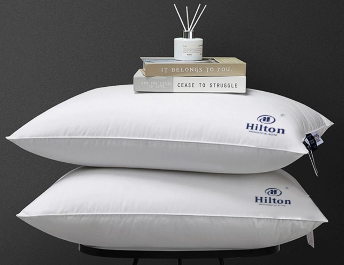 Подушка Hilton Garden Сатин, 50х70 микрогель