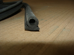 Уплотнение двери УАЗ-452,3741