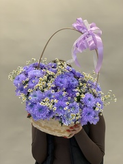 Корзина Лавандовое поле с ромашками