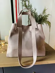 Женская сумка-шоппер из натуральной кожи пудрового цвета