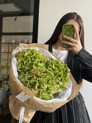 Моно букет из гортензии зеленого оттенка