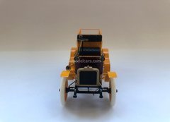 Lessner Type 1 postal van 1905 St. Petersburg Russia Handmade workshop 1:43