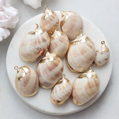 Подвеска Ракушка с позолотой 25-42 на 15-30 мм, РК032