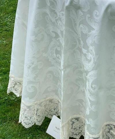 Скатерть 220 и 12 салфеток Palombella Valeria Poesia сливочные