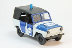 UAZ-469 GAI USSR Police (white/blue) Agat Mossar Tantal 1:43