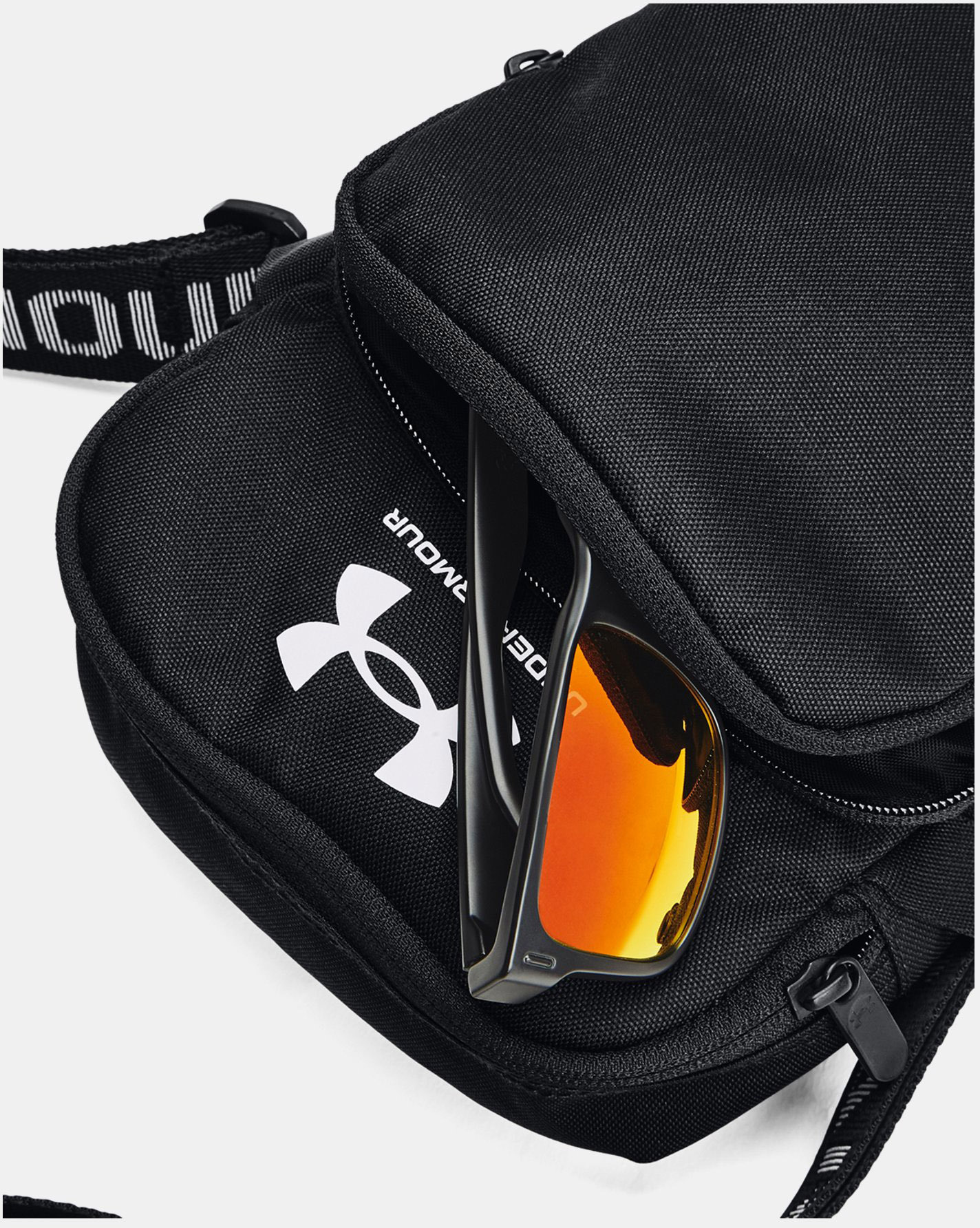 Crossbody under armour hot sale