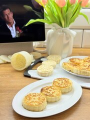 Сырники с изюмом 0,5кг Домашняя кухня