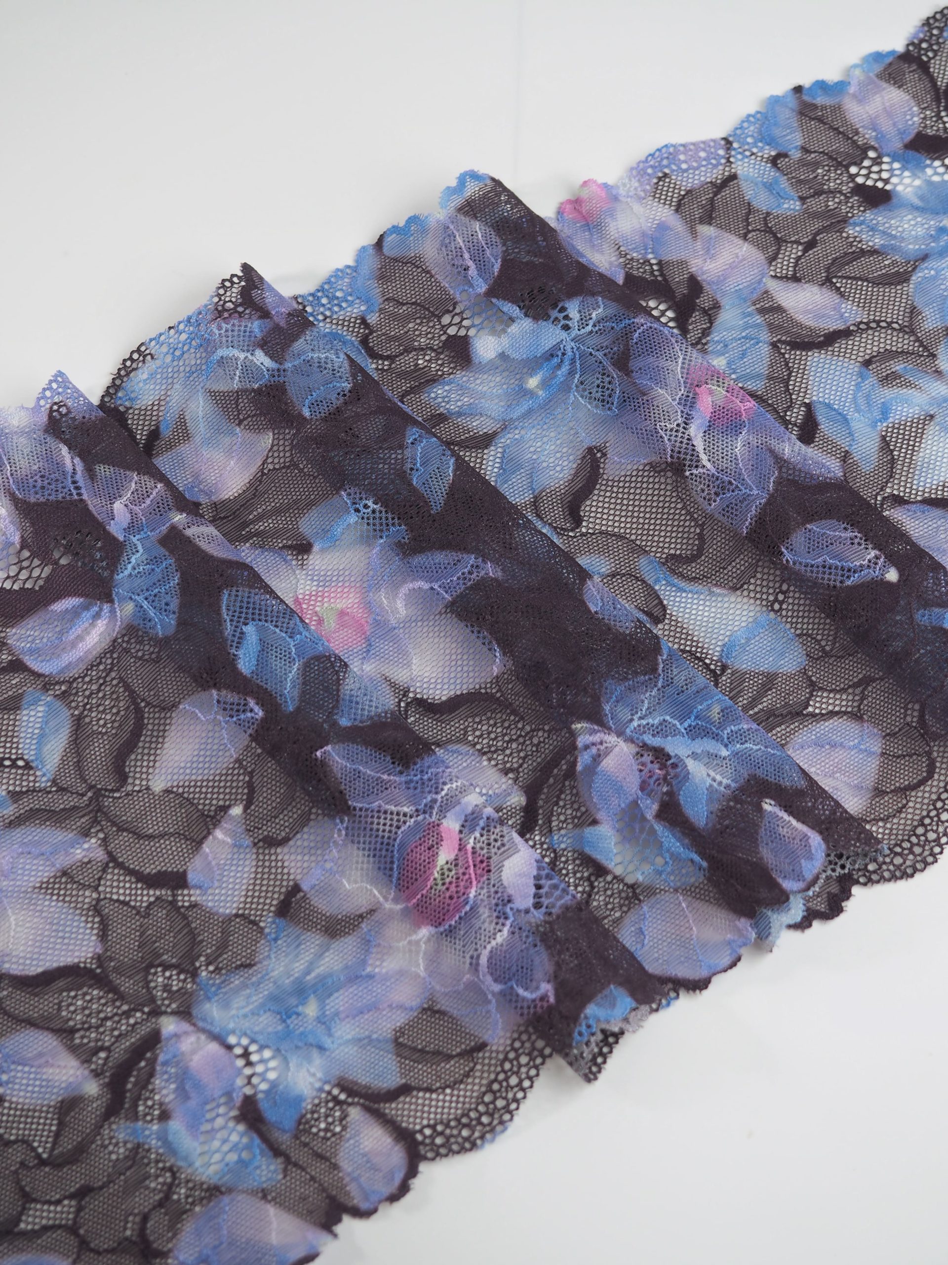 Эластичное кружево темно-коричневое с мультиколор ширина 23 см