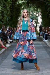 The wind from the fields