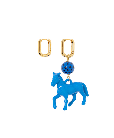 Золотистые серьги с синей лошадкой и бусиной Мурано