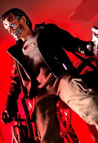 Фигурка Терминатор Т-800 Battle Damaged Hot Toys