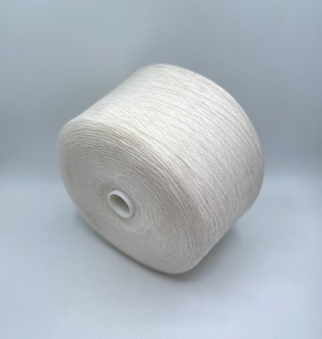 Olimpias (пр.Италия),art- Honey, 1/15 1500м/100гр, 32% Шерсть, 32% Полиамид, 30% Вискоза, 3% Кашемир, 3% Остальные волокна, цвет- Молочный,арт-36028