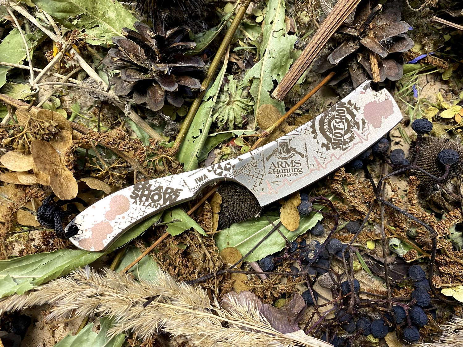 Brutalica F-razor: необычный нож-бритва