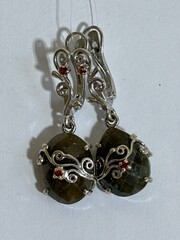Сапфир (серьги из серебра)