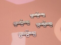 Коннектор с тремя креплениями 16х8 мм