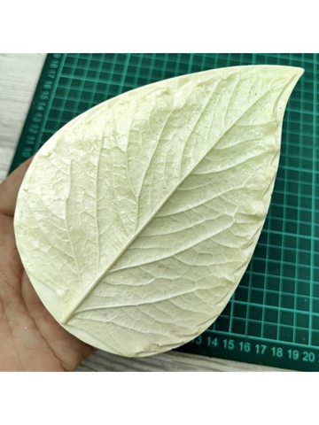 Молд лист георгина 14х9,8см