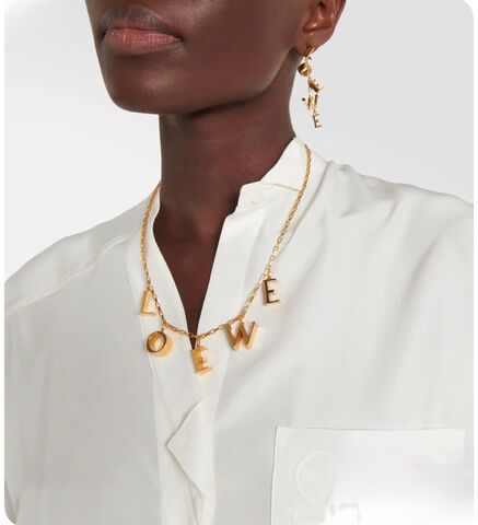 Серьги длинные LOEWE с подвесками буквами