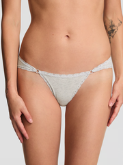 PINK ЧИИКИ НА ЗАНИЖЕННОЙ ПОСАДКЕ С КРУЖЕВНОЕ ТЕСЬМОЙ