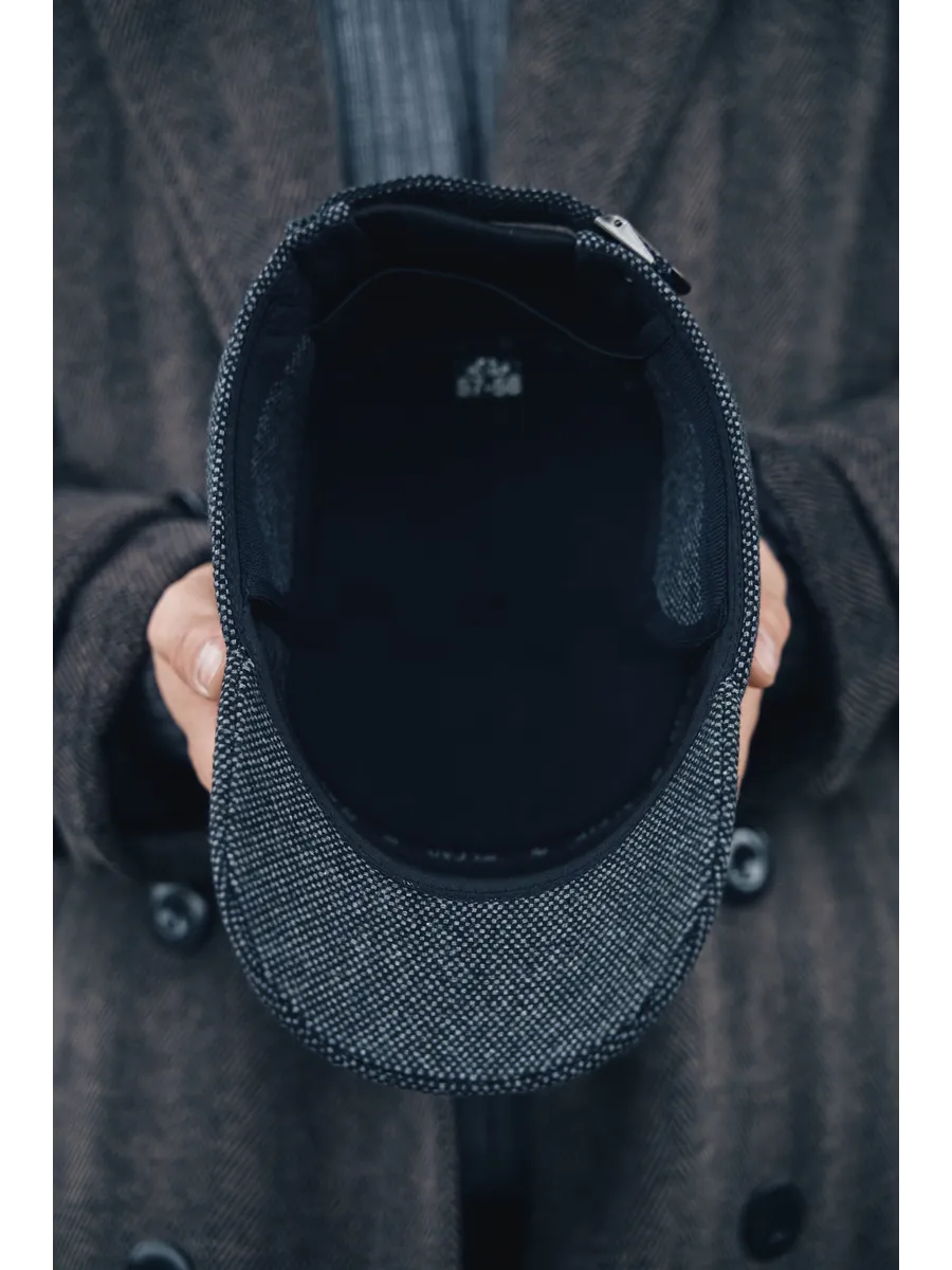 Кепка немка утепленная с ушками драповая