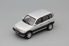 VAZ-2123 Niva Chevrolet Lada silver Cararama 1:43