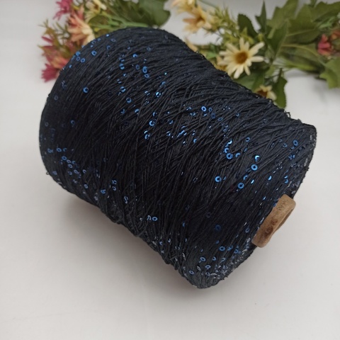 Cotton Stellar - 004 Чёрная основа, тёмно-синяя пайетка 3мм