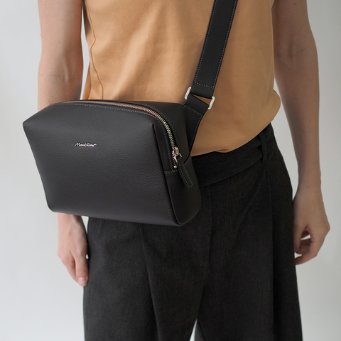 Сумка поясная Slash из кожи теленка, черного цвета