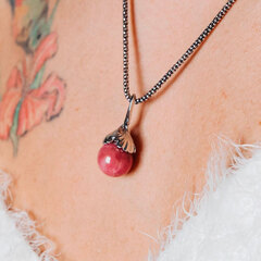 Кулон "Лист Гинкго" с родонитом.