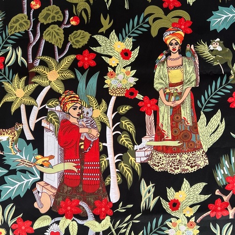 ФРИДА В САДУ на черном 97 % хлопок, 3% спандекс.