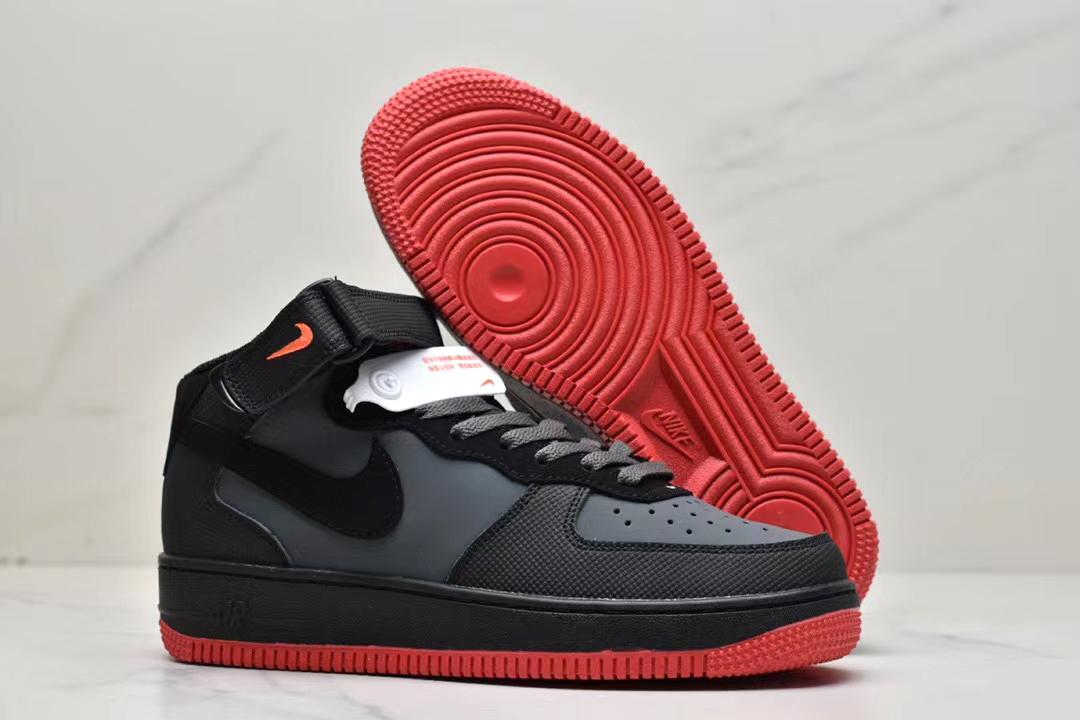 Nike Air Force 1 Mid