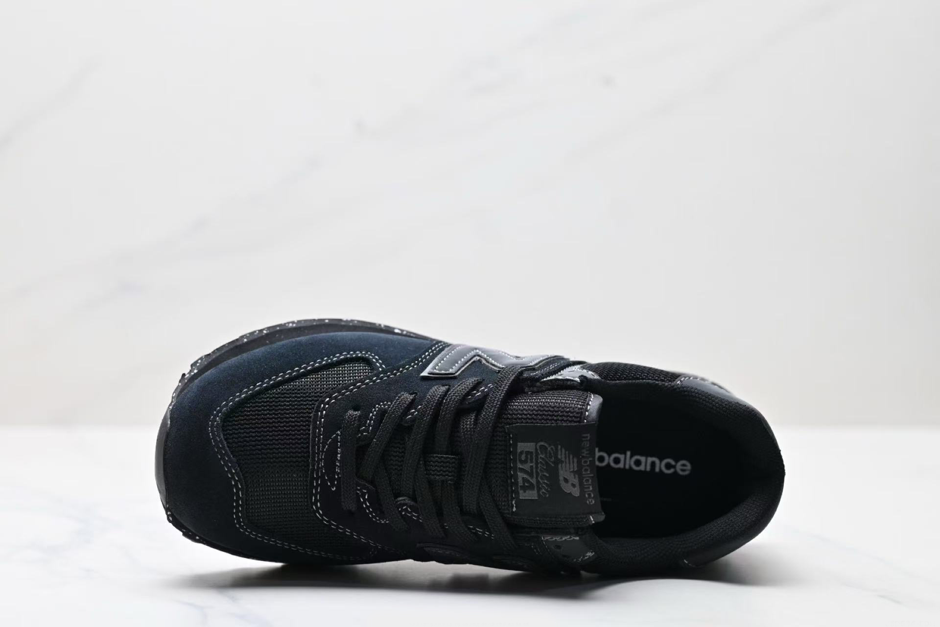new balance 574 black on black