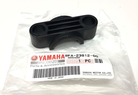Втулка крепления оси Yamaha 8FA238120000