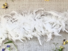 Боа куриное, 77 гр, L 2 м, белый