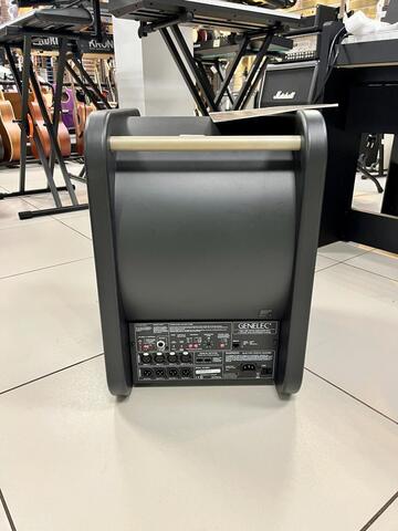 GENELEC 7260A DSP активный сабвуфер