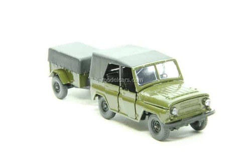UAZ-469 khaki with trailer Agat Mossar Tantal 1:43