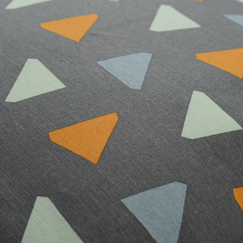 Чехол для подушки с дизайнерским принтом Triangles из коллекции Wild, 45х45 см