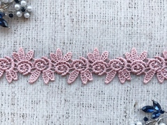 Кружево плетеное, ш. 2,5 см.