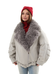 Серая парка-косуха с меховым воротником