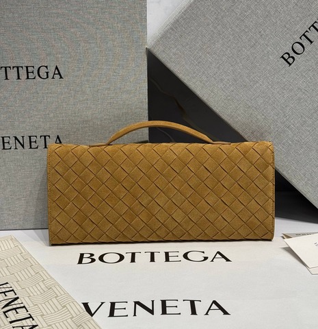 Клатч Bottega Veneta Andiamo