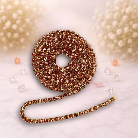 Стразовая лента 2,5мм цвет золото-розовый (упаковка 1м)